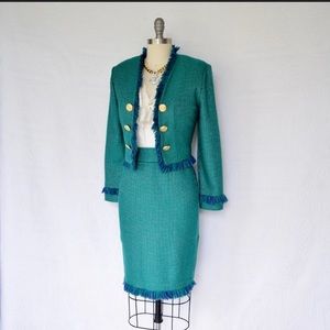 St. John skirt suit jacket sz 4 green teal fringe
